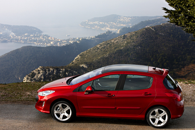 Peugeot 308 1.6 THP Peugeot 308 1.6 THP