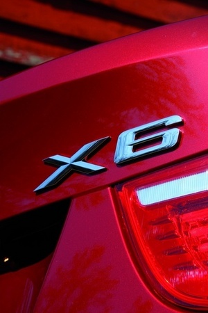 BMW X6 xDrive50i BMW X6 xDrive50i