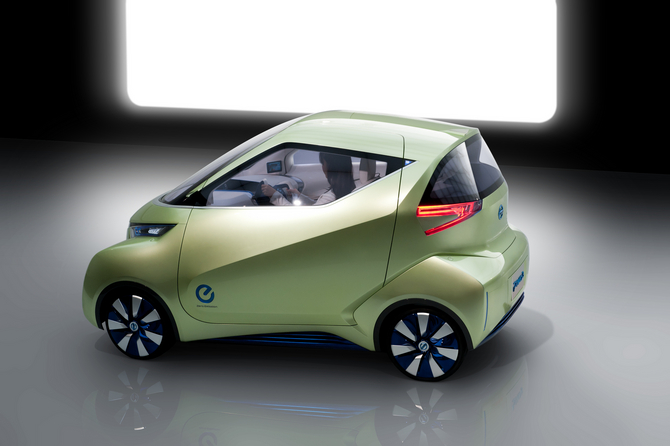 Nissan Pivo 3 Nissan Pivo 3
