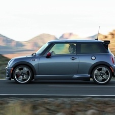 MINI (BMW) Cooper S with John Cooper Works GP Kit
