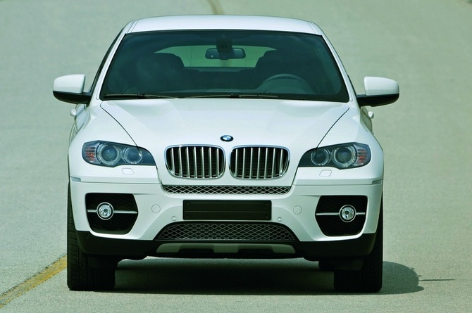 BMW X6 xDrive35i BMW X6 xDrive35i