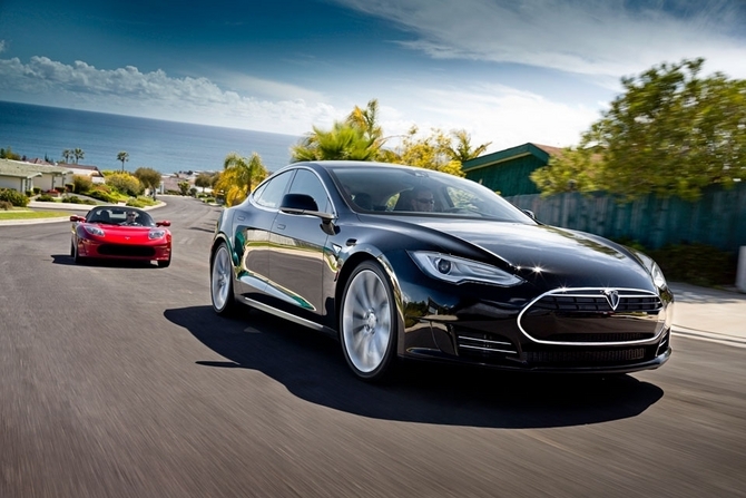 It combines a lease and a purchase It combines a lease and a purchase
