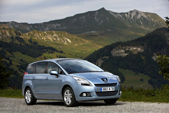 Peugeot 5008 Premium 1.6 120 Peugeot 5008 Premium 1.6 120