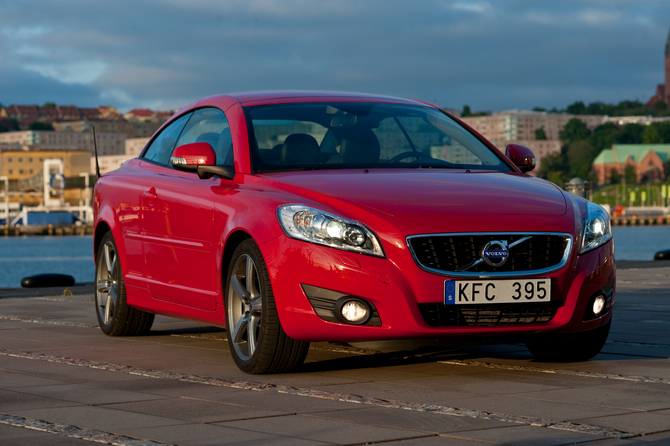 Volvo C70 D4 Summum Volvo C70 D4 Summum