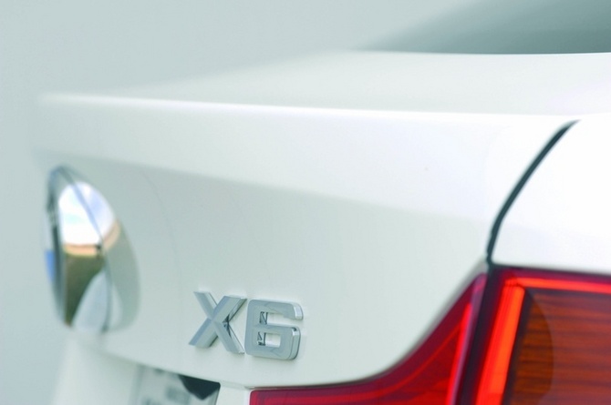 BMW X6 xDrive35i BMW X6 xDrive35i