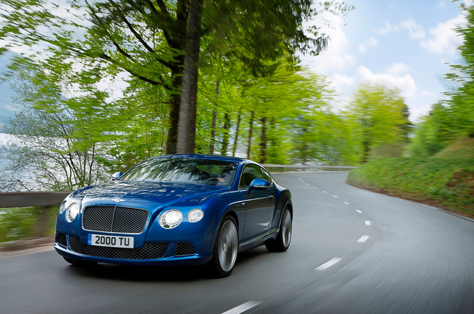 It gets to 100km/h in 4.2 seconds It gets to 100km/h in 4.2 seconds