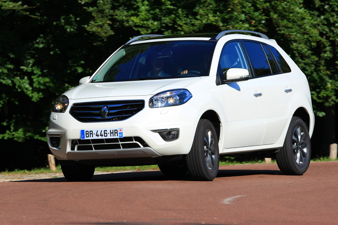 Renault Koleos 2.5 16V 170 Dynamique 4x4 Renault Koleos 2.5 16V 170 Dynamique 4x4