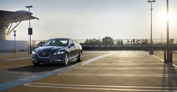 Jaguar XF 2.2 D Premium Luxury Jaguar XF 2.2 D Premium Luxury