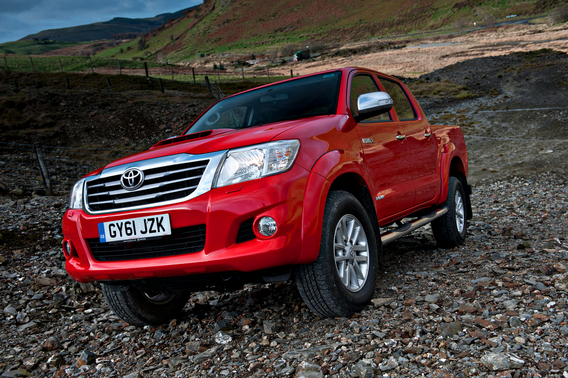 Toyota Hilux 4x2 2.5 D-4D CE CH Toyota Hilux 4x2 2.5 D-4D CE CH