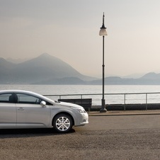 Toyota Avensis Sedan 2.2 D-4D 150 D-CAT Auto. Premium