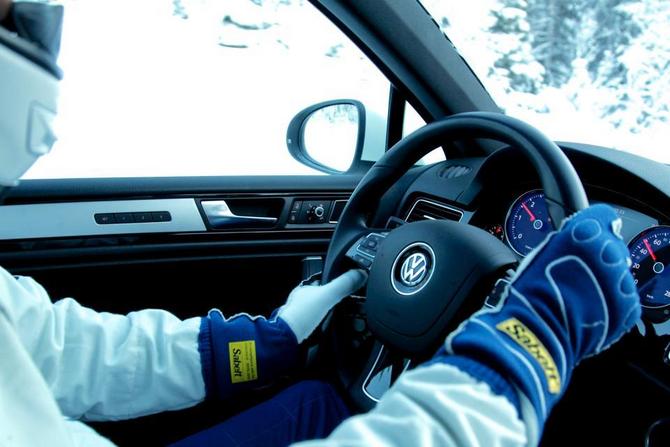 O interior é igual a um Touareg de standard O interior é igual a um Touareg de standard