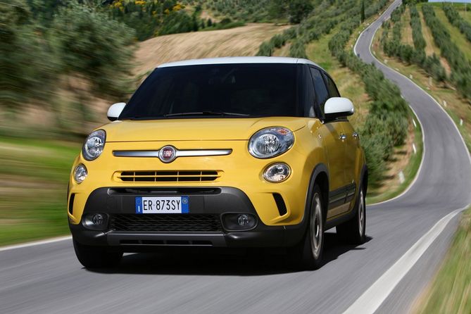 Fiat 500L Trekking 1.3 Multijet 16v S&S Fiat 500L Trekking 1.3 Multijet 16v S&S