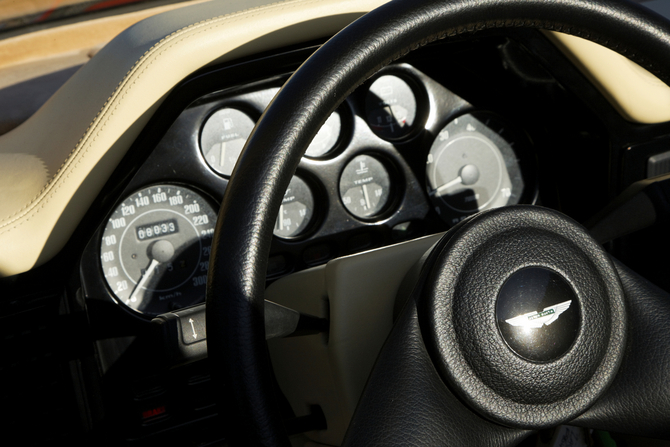 Aston Martin V8 Zagato Volante Aston Martin V8 Zagato Volante