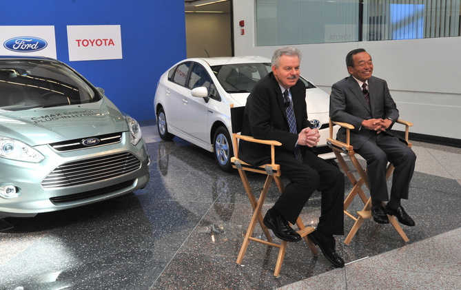 Ford and Toyota to Team Up on Hybrid Technology Ford and Toyota to Team Up on Hybrid Technology