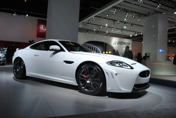 Jaguar XKR-S Jaguar XKR-S