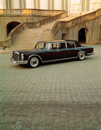Mercedes-Benz 600 Pullman Landaulet 4-doors Mercedes-Benz 600 Pullman Landaulet 4-doors