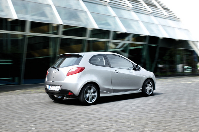 Mazda 2 MZ-CD 1.4 Comfort Mazda 2 MZ-CD 1.4 Comfort