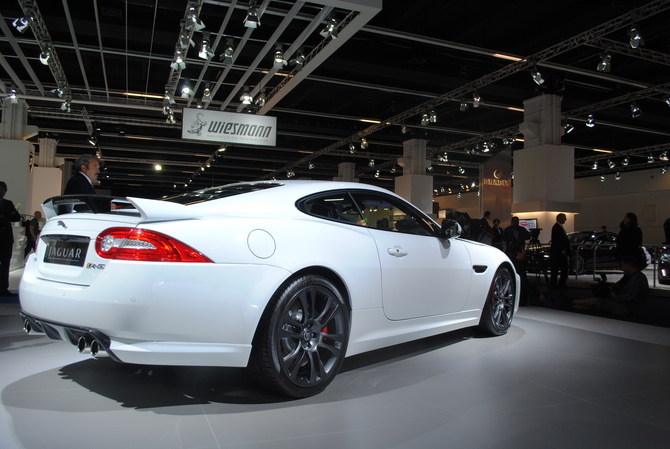 Jaguar XKR-S Jaguar XKR-S