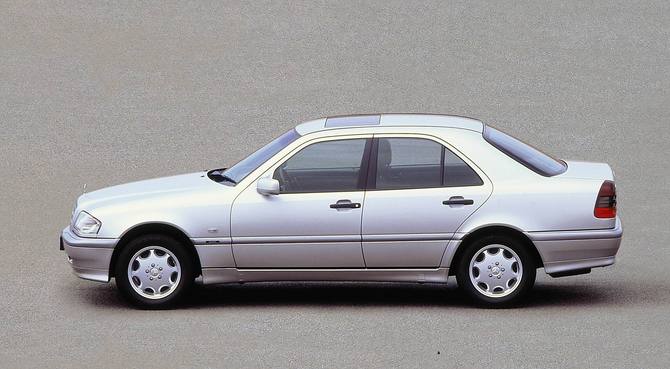 Mercedes-Benz C 250 Turbodiesel AT Mercedes-Benz C 250 Turbodiesel AT