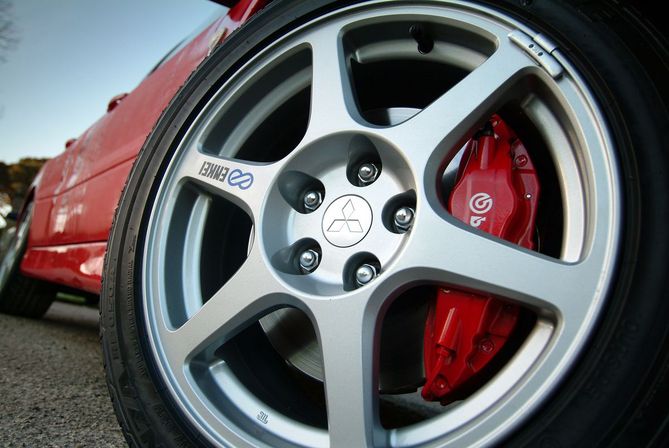 Mitsubishi Lancer Evolution VIII 260 Mitsubishi Lancer Evolution VIII 260