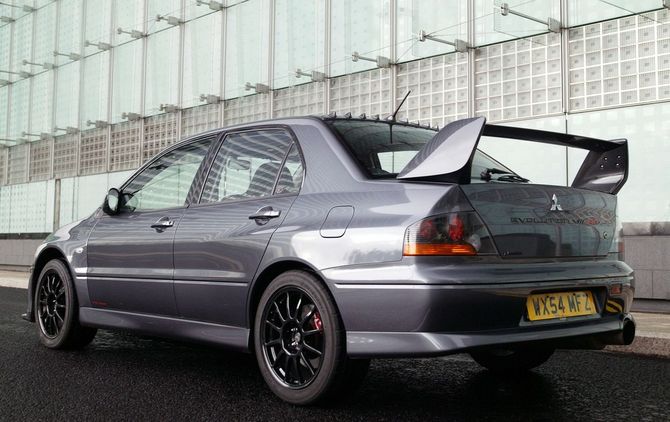 Mitsubishi Lancer Evolution VIII MR FQ400 Mitsubishi Lancer Evolution VIII MR FQ400