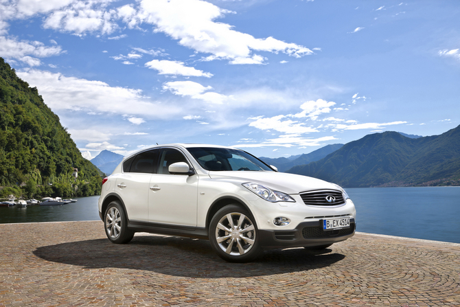 Infiniti EX30d GT Infiniti EX30d GT