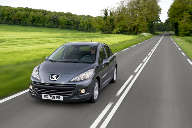 Peugeot 207 Hatchback 1.6 HDi Oxygo+ Peugeot 207 Hatchback 1.6 HDi Oxygo+