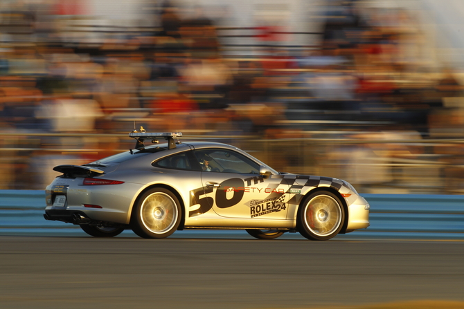 Ford and Porsche Dominate 24 Hours of Daytona Ford and Porsche Dominate 24 Hours of Daytona