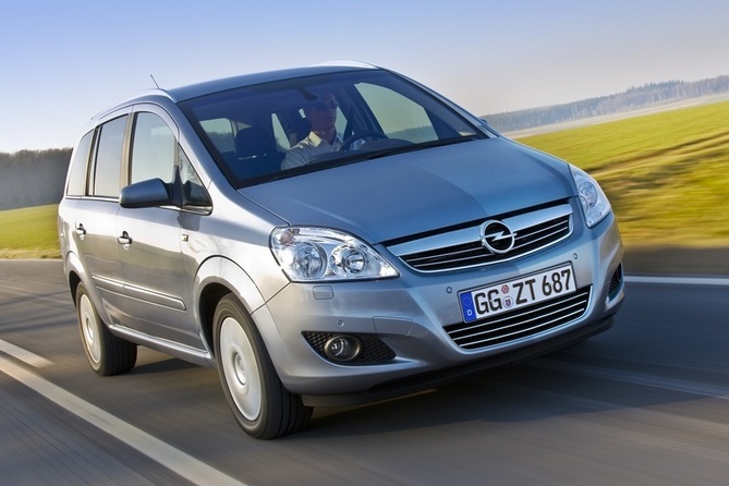 Opel Zafira 1.9 CDTI Automatic Opel Zafira 1.9 CDTI Automatic