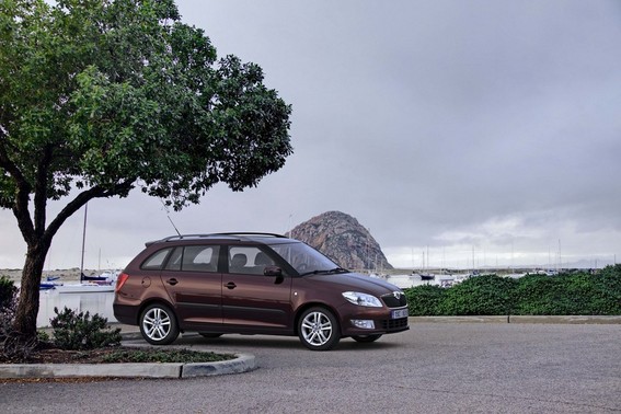 Skoda Fabia Combi 1.6 TDI Active Skoda Fabia Combi 1.6 TDI Active