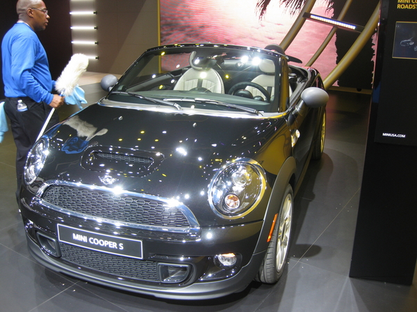 MINI (BMW) MINI Cooper S Roadster AT MINI (BMW) MINI Cooper S Roadster AT