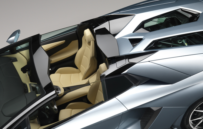 Detalhe do interior do Lamborghini Aventador Roadster Detalhe do interior do Lamborghini Aventador Roadster