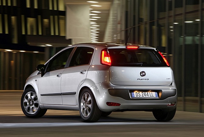 Fiat Punto Evo 1.2 8v 65cv Dynamic Style Fiat Punto Evo 1.2 8v 65cv Dynamic Style