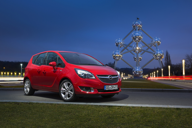 Neuer Opel Meriva: Weltpremiere auf dem Brüsseler Autosalon Neuer Opel Meriva: Weltpremiere auf dem Brüsseler Autosalon