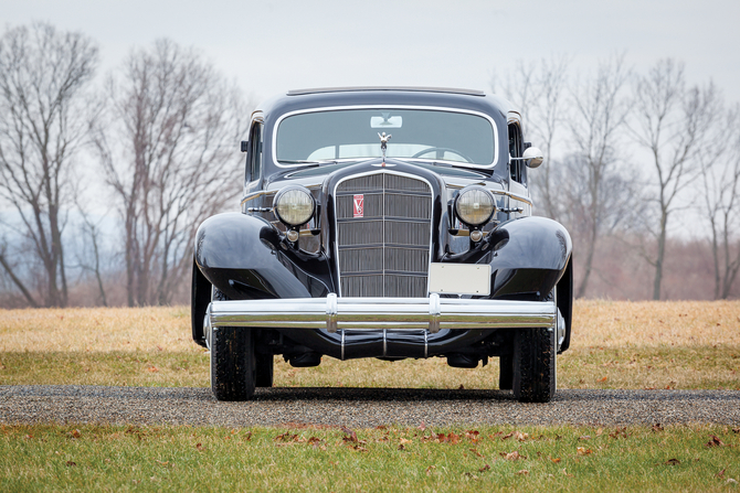 Cadillac Series 30 Five-Passenger Town Sedan by Fleetwood Cadillac Series 30 Five-Passenger Town Sedan by Fleetwood
