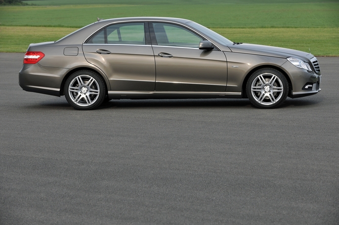 Mercedes-Benz E-Class Gen.5 Mercedes-Benz E-Class Gen.5