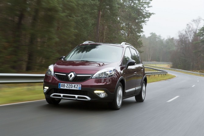 Renault Scenic Xmod Energy 1.2 TCe 130 S&S Sport Renault Scenic Xmod Energy 1.2 TCe 130 S&S Sport