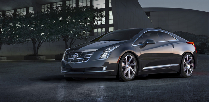 The ELR will be introduced in early 2014 and uses the platform from the Volt The ELR will be introduced in early 2014 and uses the platform from the Volt