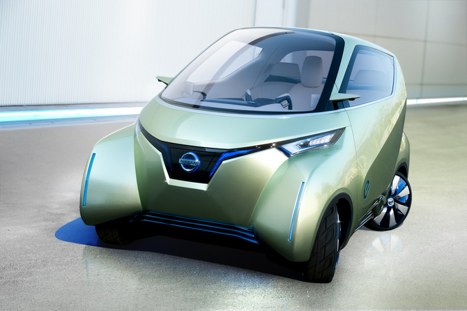 La carrosserie ramassée et les roues à jante fine équipées de moteurs électriques La carrosserie ramassée et les roues à jante fine équipées de moteurs électriques
