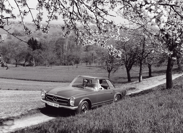 Mercedes-Benz 280 SL Mercedes-Benz 280 SL