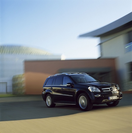 Mercedes-Benz GL450 Mercedes-Benz GL450