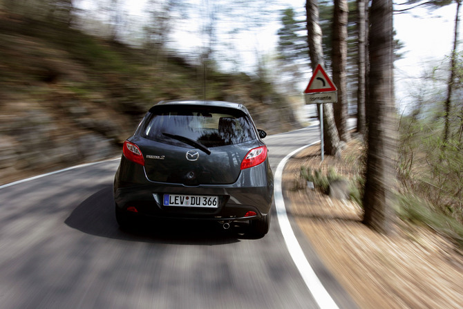 Mazda 2 MZ-CD 1.4 Sport Mazda 2 MZ-CD 1.4 Sport