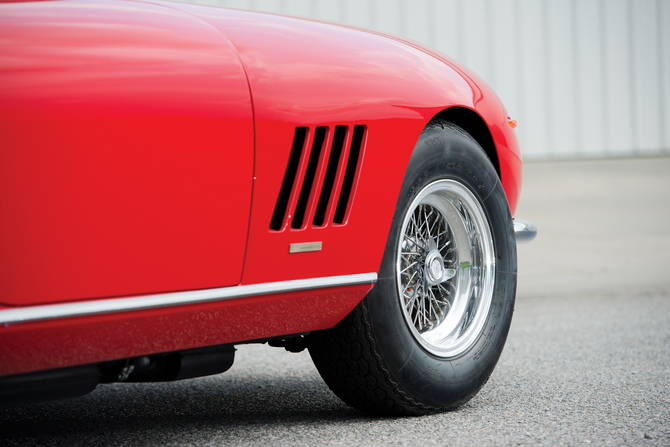 Ferrari 275 GTS/4 Spider NART Ferrari 275 GTS/4 Spider NART