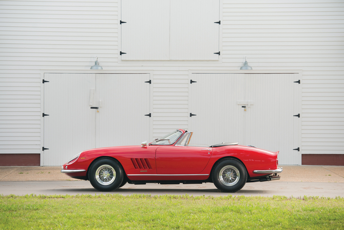 Ferrari 275 GTS/4 Spider NART Ferrari 275 GTS/4 Spider NART