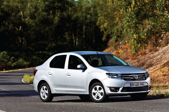 Dacia ouvre les commandes de Nouvelle Dacia Sandero et de Nouvelle Dacia Sandero Stepway au Mondial de Paris. Dacia ouvre les commandes de Nouvelle Dacia Sandero et de Nouvelle Dacia Sandero Stepway au Mondial de Paris.