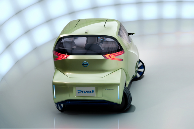 Nissan Pivo 3 fait ses débuts européens à Paris Nissan Pivo 3 fait ses débuts européens à Paris