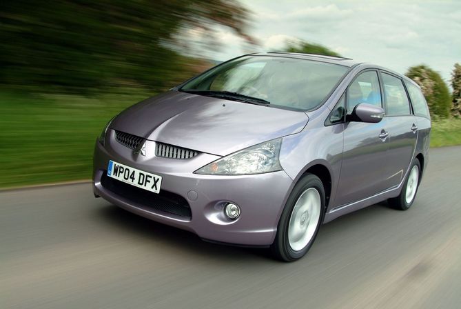 Mitsubishi Grandis 2.4 MIVEC Mitsubishi Grandis 2.4 MIVEC