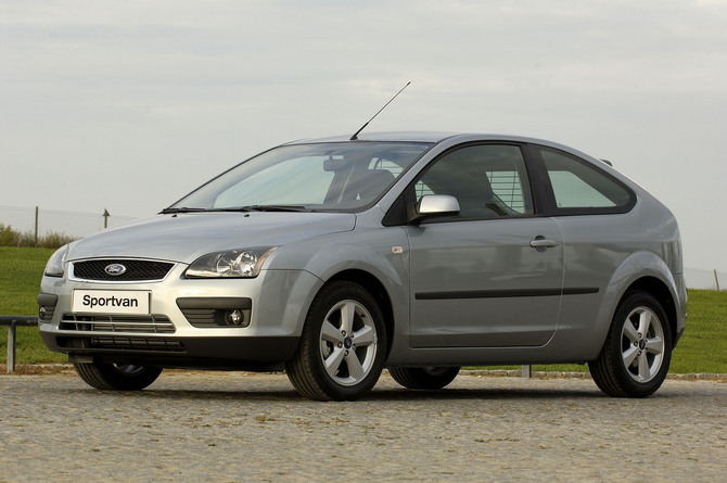 Ford Focus 1.6TDCi 90cv Titanium Ford Focus 1.6TDCi 90cv Titanium