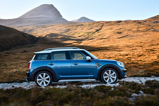 MINI (BMW) Cooper Countryman MINI (BMW) Cooper Countryman