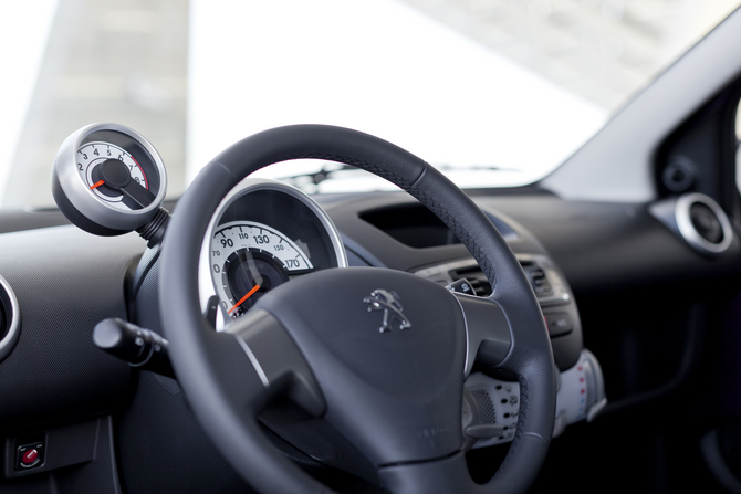 Renewed Peugeot 107 Has Daytime Running LEDs and Better Emissions Renewed Peugeot 107 Has Daytime Running LEDs and Better Emissions